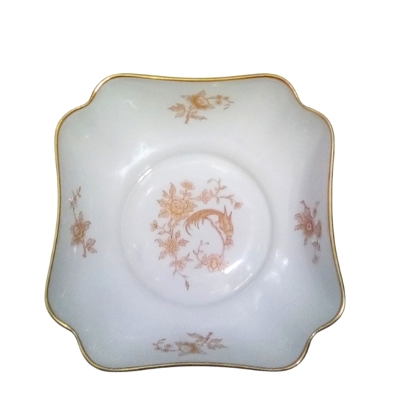 Limoges France Porcelain Trinket Dish with Gold Floral Design and Scalloped Edg - Picture 1 of 5